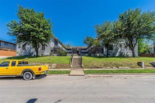 602 N Lancaster Ave - Photo 1 of 1