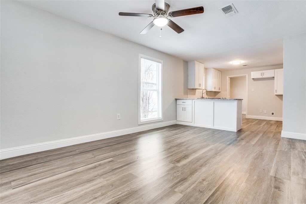 2216 Marburg St - Photo 5 of 12