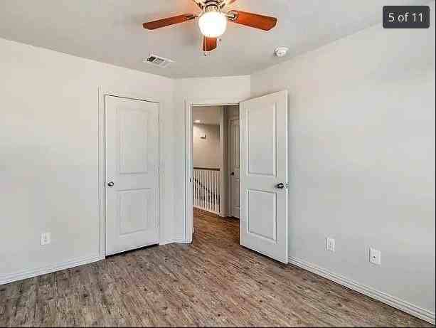 8011 Marydean Ave - Photo 6 of 8