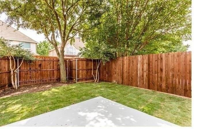 11345 Chaucer Dr - Photo 3 of 22