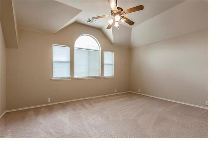 11345 Chaucer Dr - Photo 4 of 22