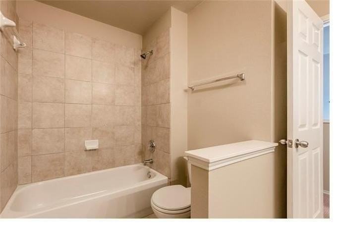 11345 Chaucer Dr - Photo 7 of 22