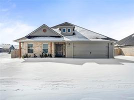 featured image of 2800 Orchid Dr
