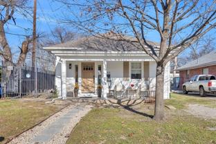 302 S Saint Mary Ave - Photo 1 of 1