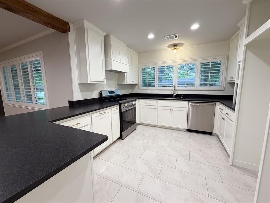 113 Monticello Dr - Photo 5 of 19