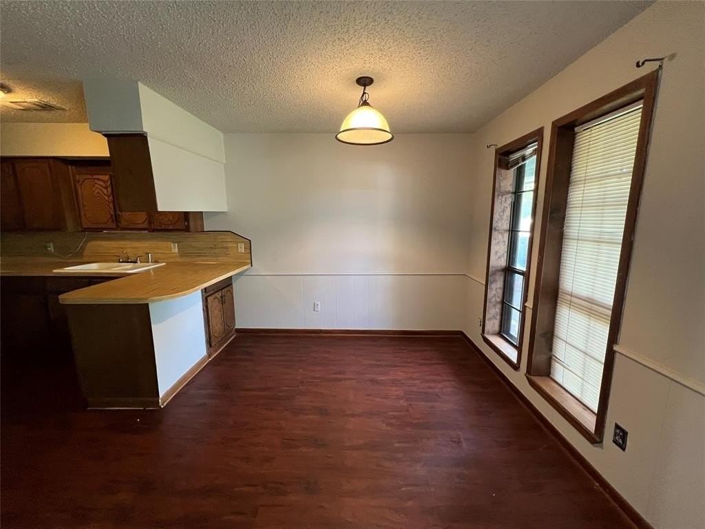 411 W Pelton St #B - Photo 3 of 10