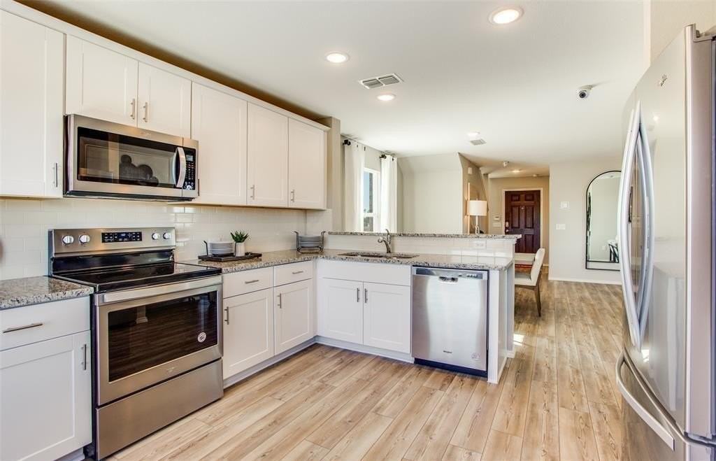 313 Hopson St - Photo 3 of 16