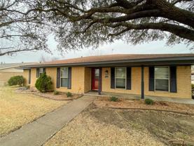 1714 Crescent Dr - Photo 1 of 1