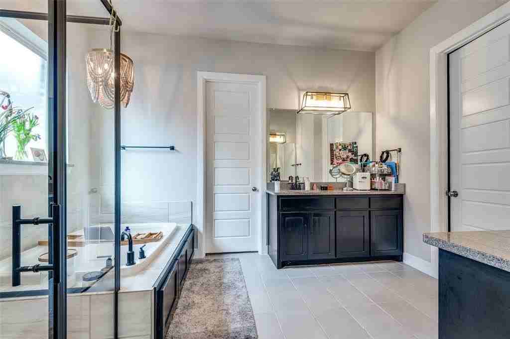 4627 Copper Mountain Trl - Photo 5 of 25