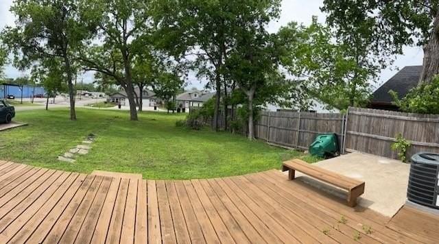 3112 Stonewall St #2 - Photo 4 of 9