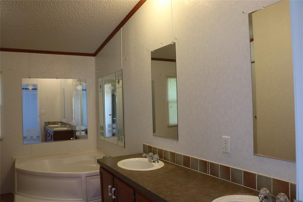 512 Deer Run - Photo 5 of 26