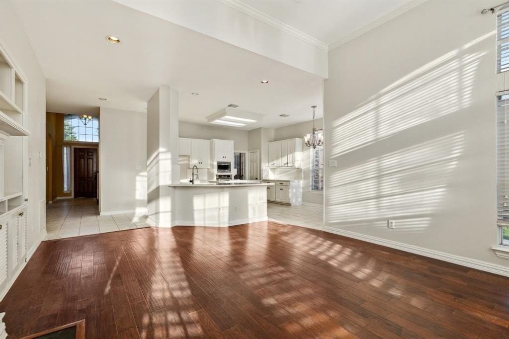 8817 Shepard Dr - Photo 5 of 32