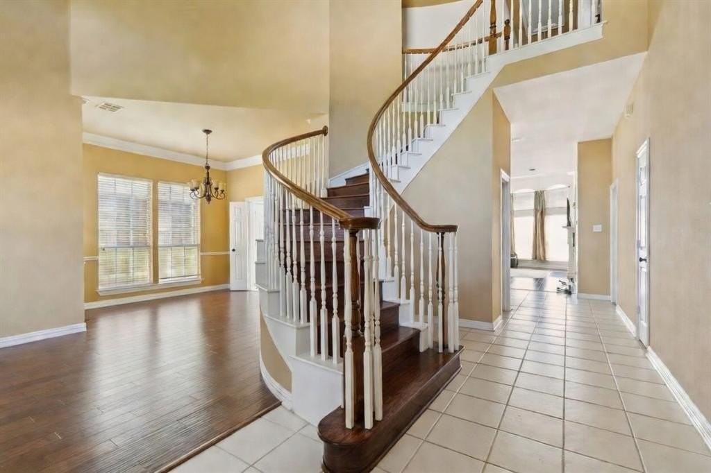 8817 Shepard Dr - Photo 6 of 32