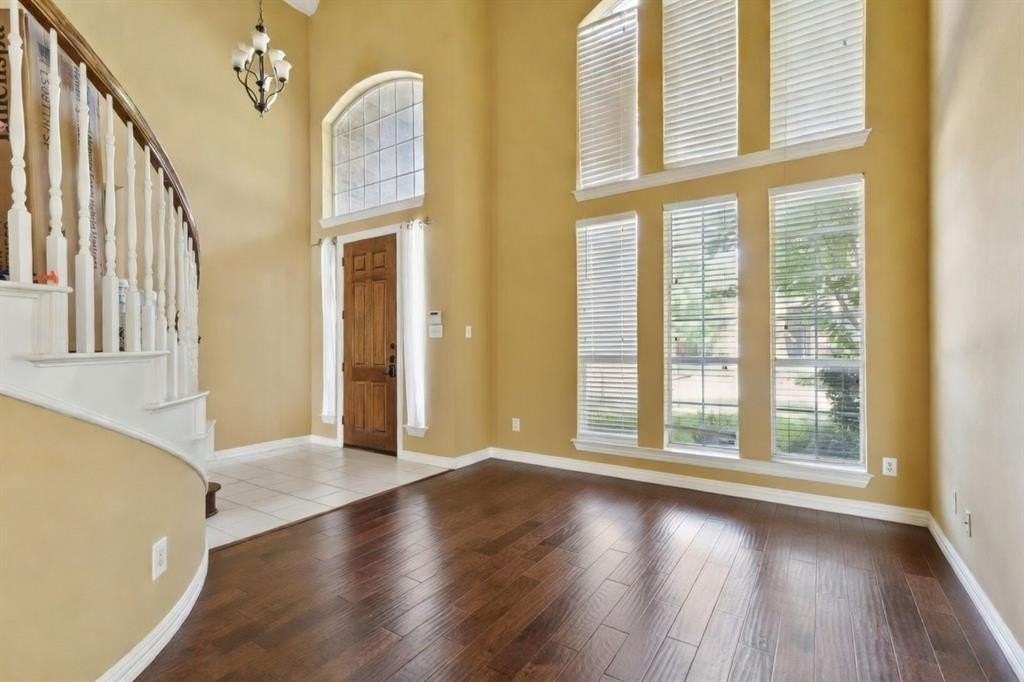 8817 Shepard Dr - Photo 7 of 32