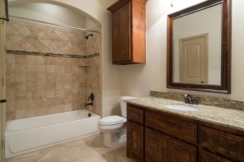 1021 Taylor Dr - Photo 2 of 40