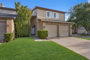 featured image of 2821 Capella Cir