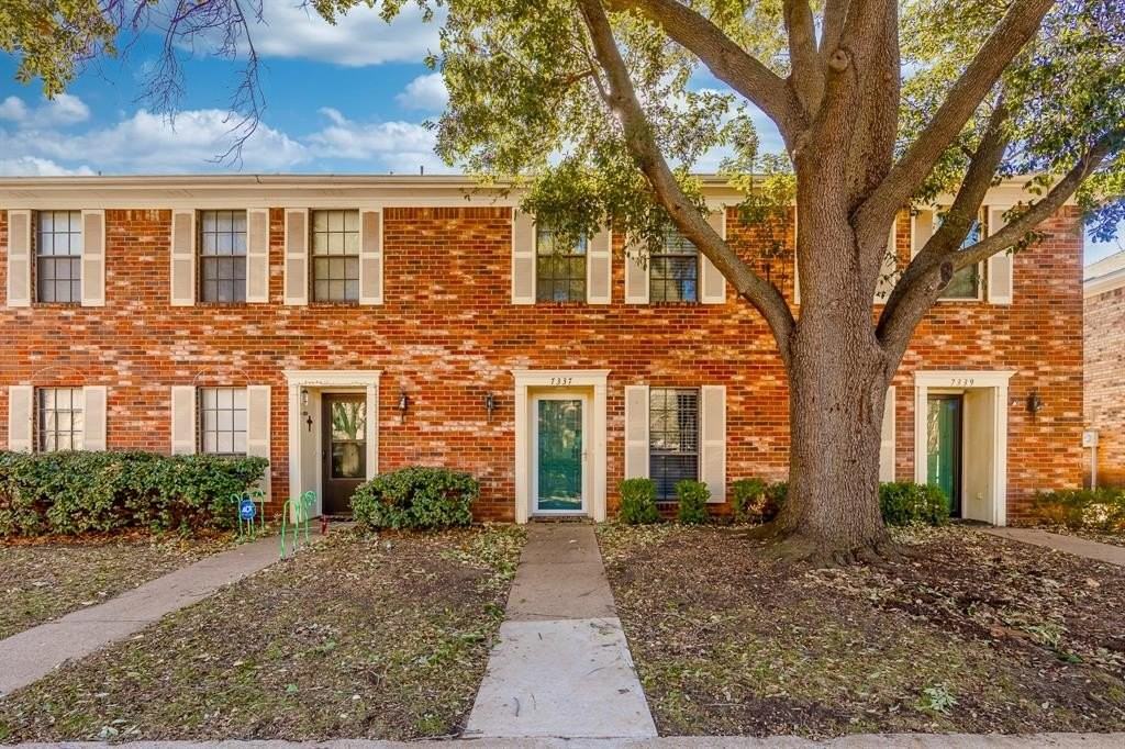 7337 Kingswood Cir - Photo 2 of 23