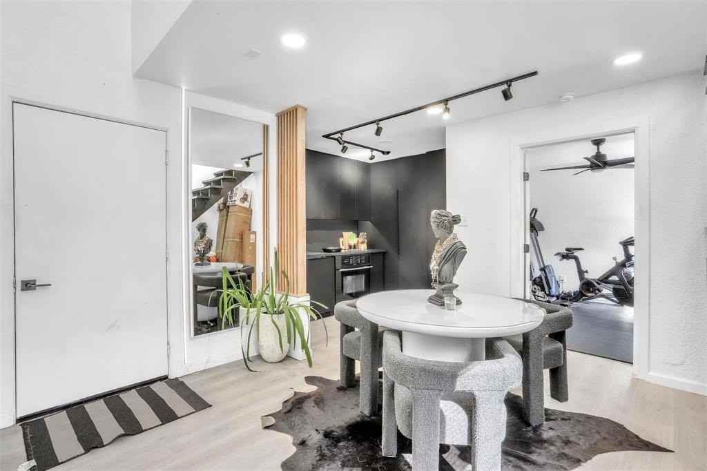 9821 Walnut St #K203 - Photo 5 of 18