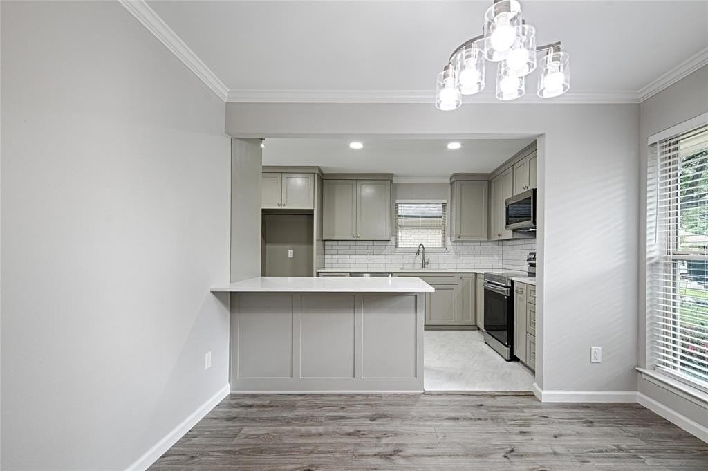 1605 Monterrey Dr - Photo 7 of 24