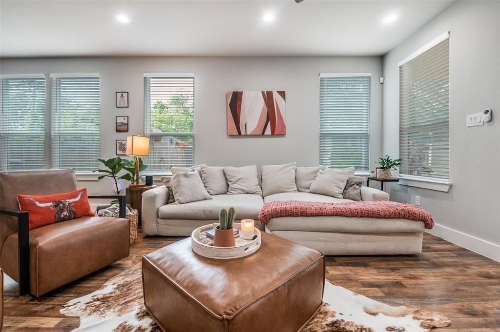 2123 Ramsey Ave - Photo 6 of 25