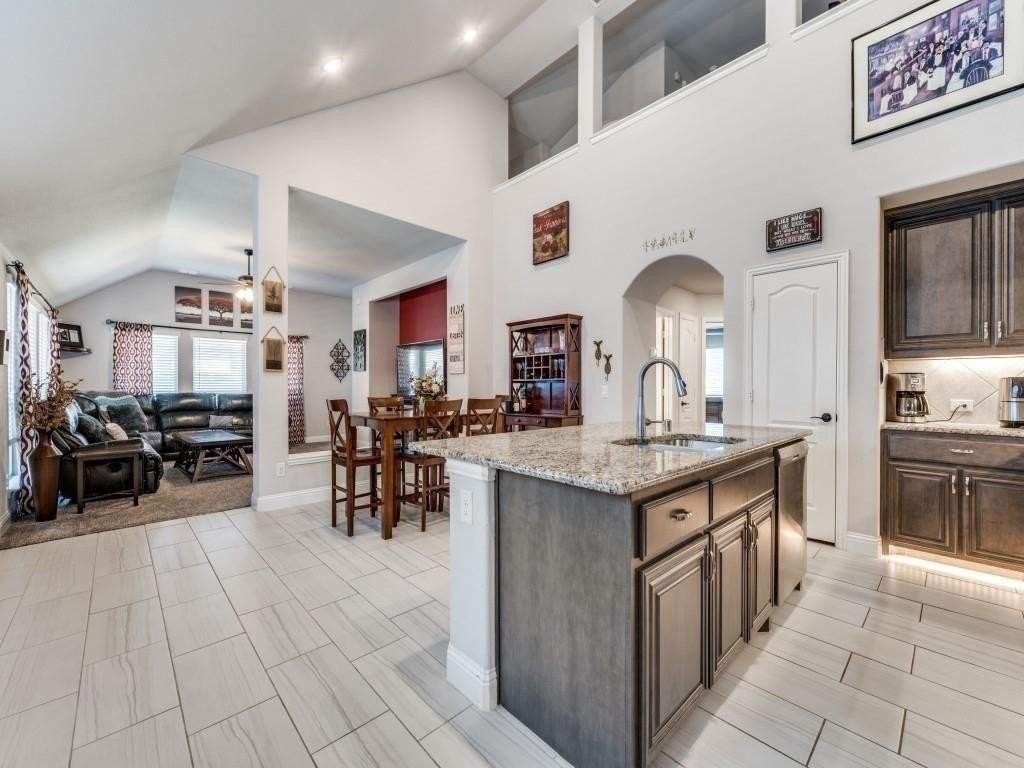 1113 Cottonseed St - Photo 4 of 23