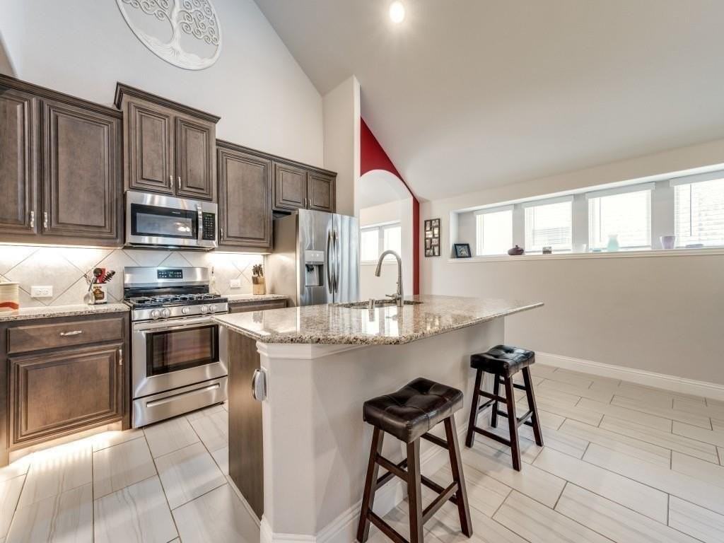 1113 Cottonseed St - Photo 6 of 23