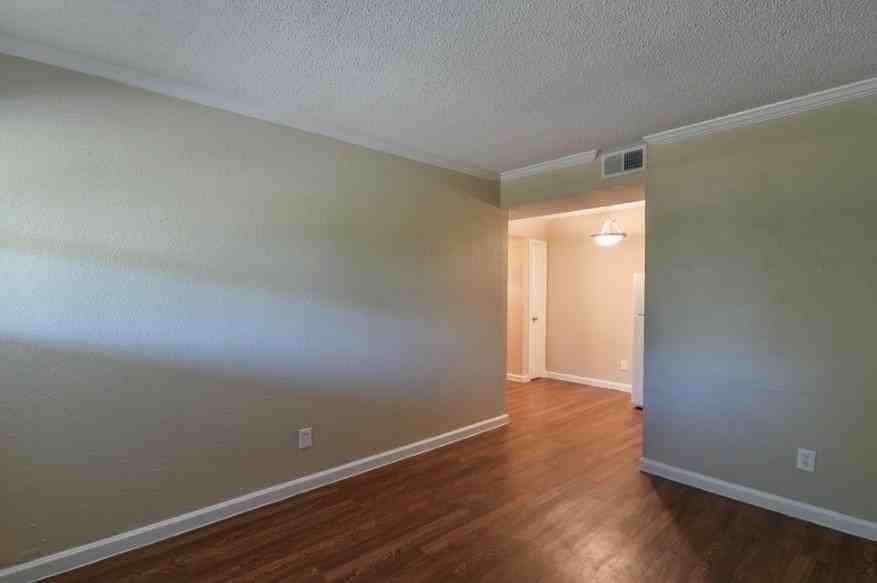 8128 Barclay St #105A - Photo 5 of 15