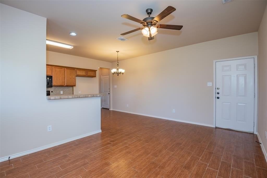 1426 Piedmont Dr - Photo 3 of 27