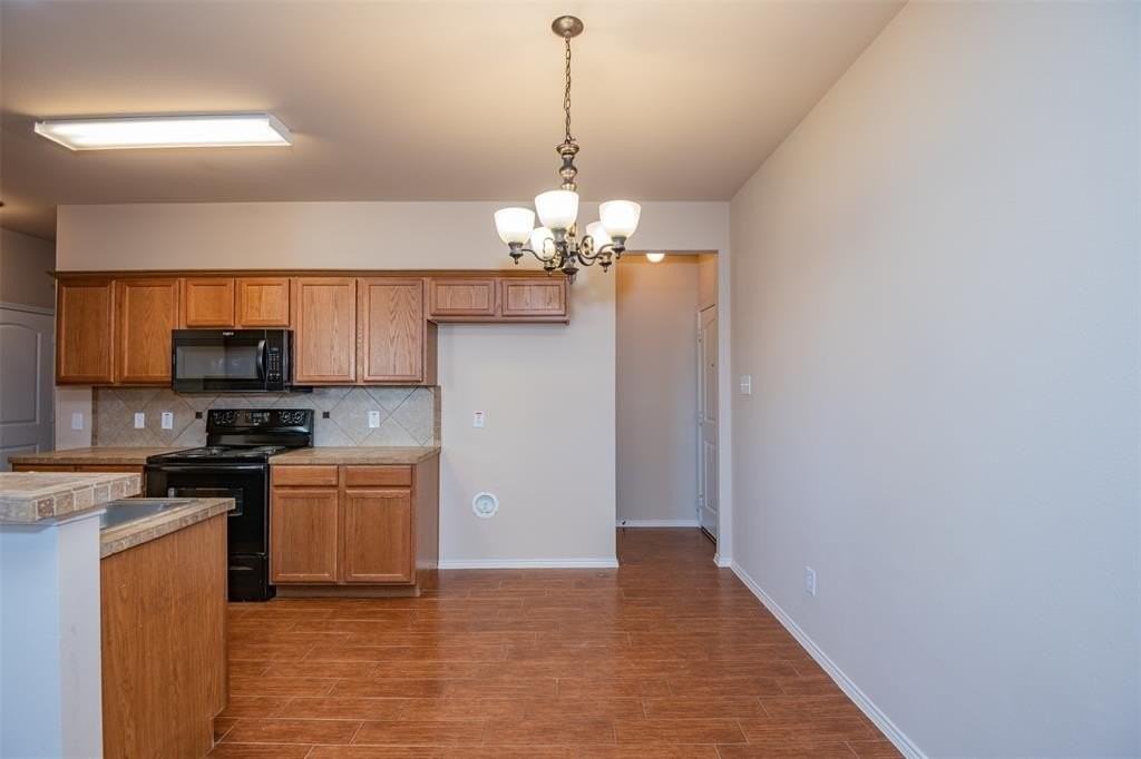 1426 Piedmont Dr - Photo 5 of 27