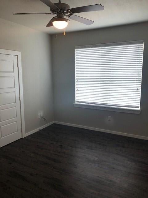 2309 N Elm St - Photo 6 of 8