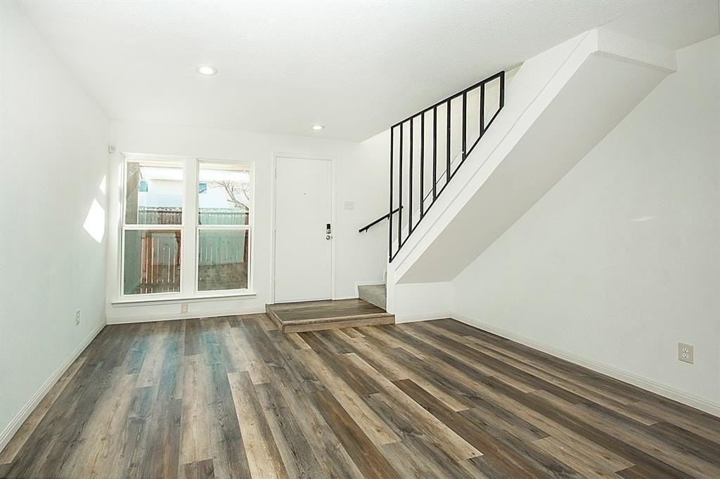 2611 Via Cordova - Photo 4 of 25