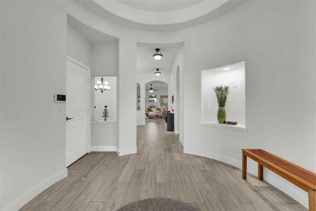 517 Birch Grove Dr - Photo 5 of 35