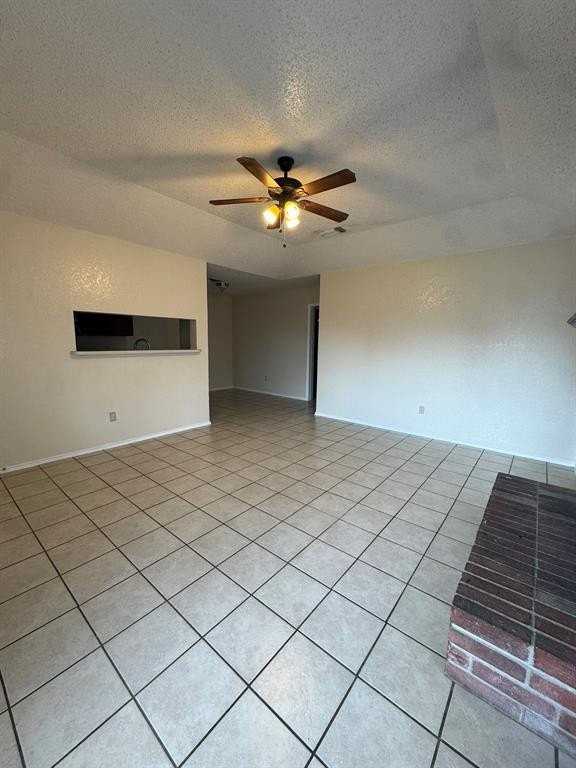 4516 Spinnaker Ct - Photo 2 of 11