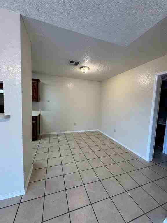 4516 Spinnaker Ct - Photo 4 of 11