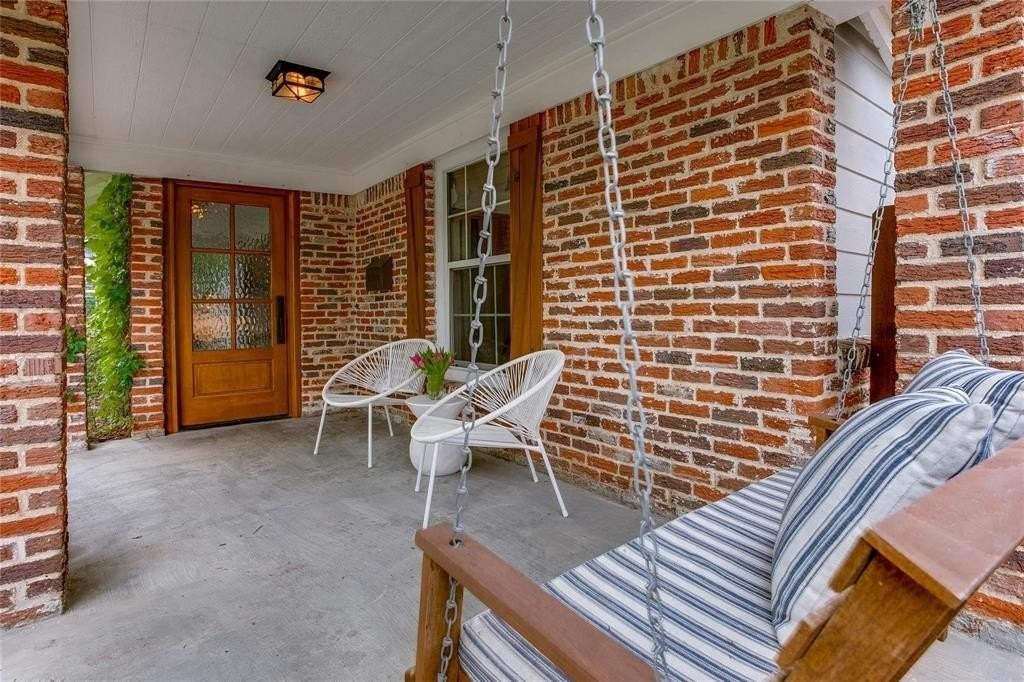 716 S Rosemont Ave - Photo 4 of 27