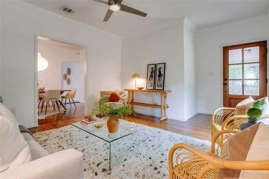 716 S Rosemont Ave - Photo 5 of 27