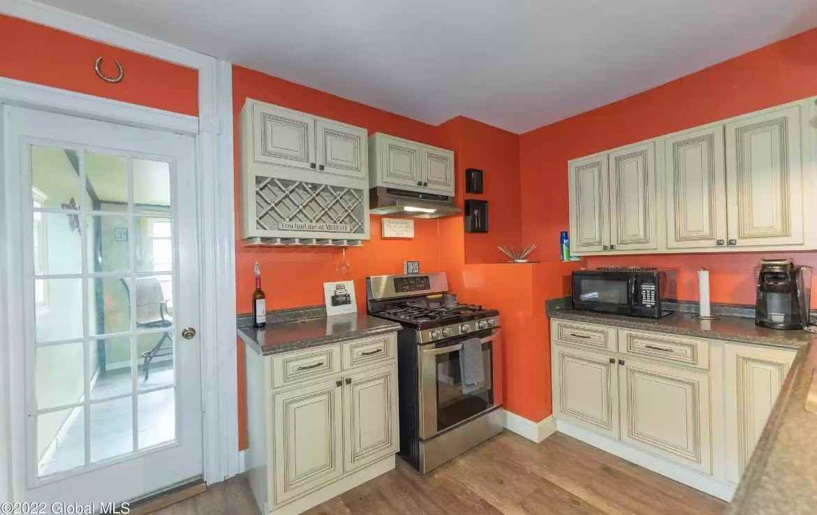 0 UNDISCLOSED ADDRESS - Photo 2 of 14