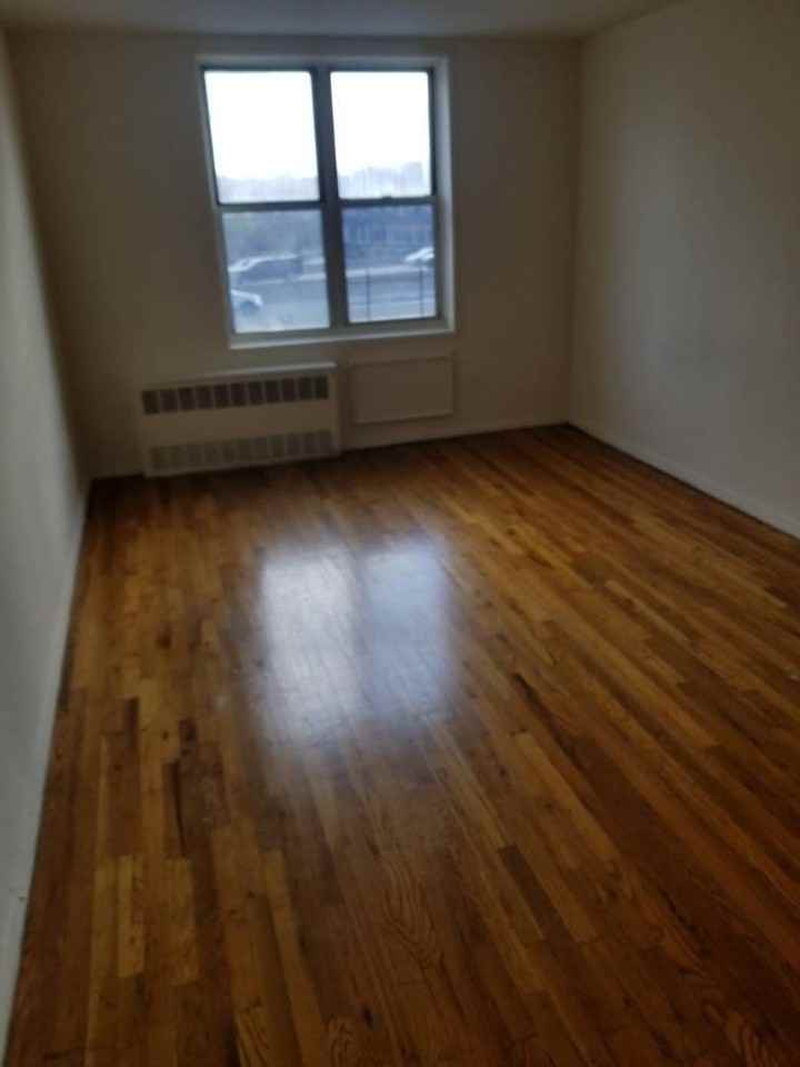 9430 59th Ave #2R - Photo 7 of 10