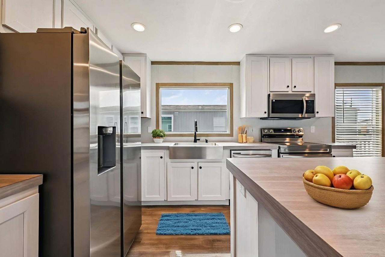 1029 Spring Azure Dr - Photo 2 of 13