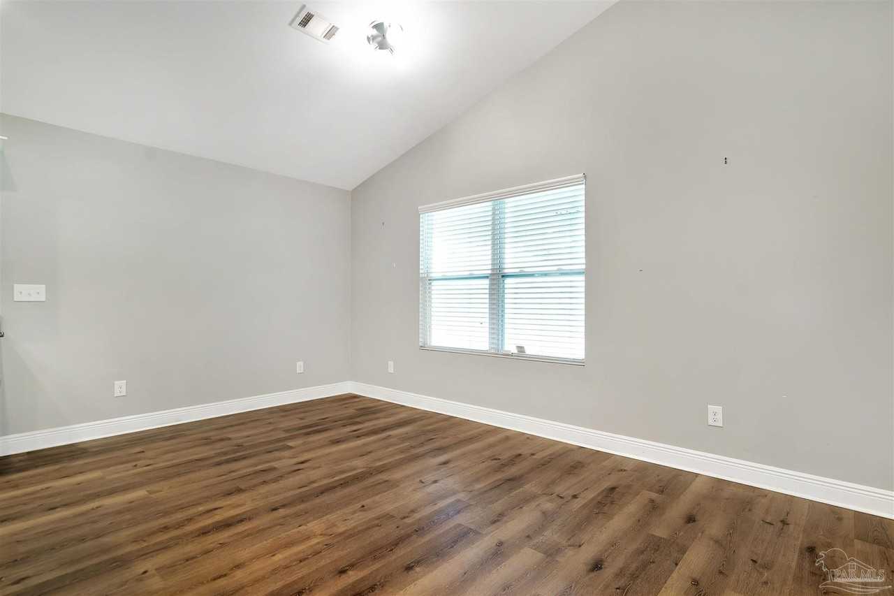 1504 Ora Dr - Photo 6 of 18