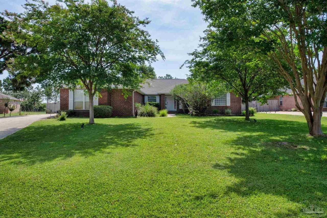 2491 Parkridge Dr - Photo 2 of 50