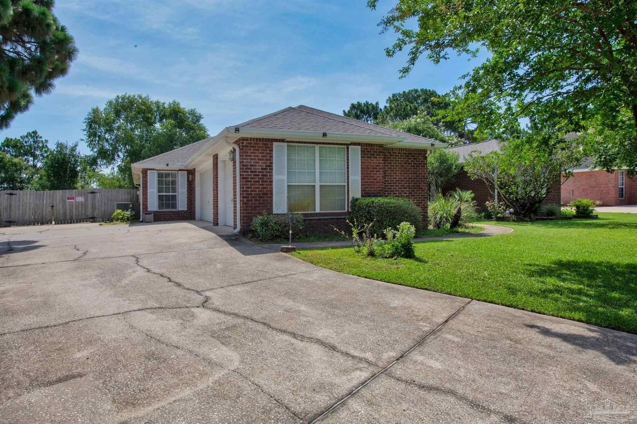 2491 Parkridge Dr - Photo 5 of 50