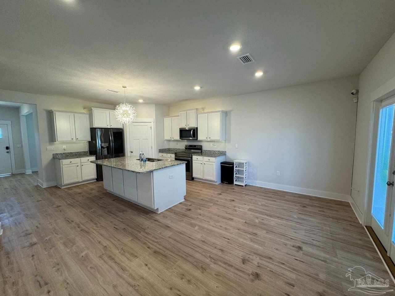 3593 Sailfish Dr - Photo 5 of 33