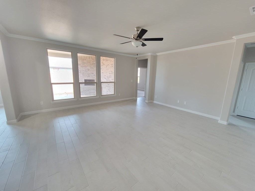 6418 Patriot Pkwy - Photo 2 of 14