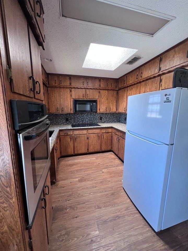 2703 S County Road 1180 - Photo 4 of 11