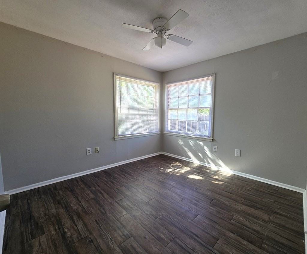 3601 Gaston Dr - Photo 7 of 10