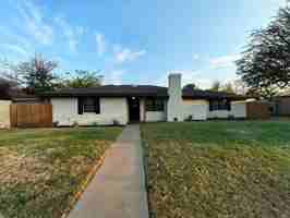 featured image of 2404 Northtown Ct