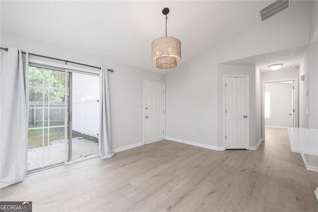 211 Daventry Way - Photo 2 of 11