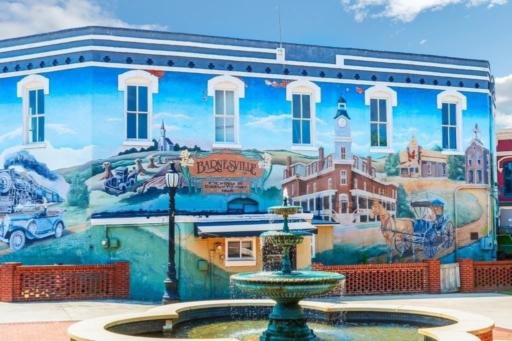 204 Mill St - Photo 2 of 50