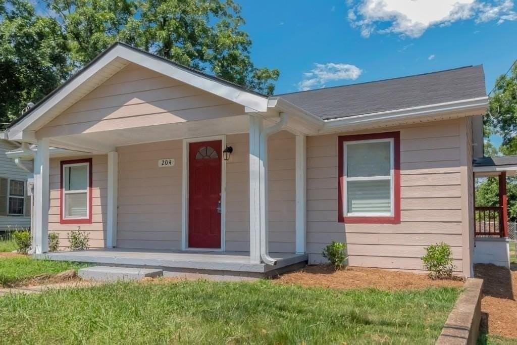 204 Mill St - Photo 6 of 50